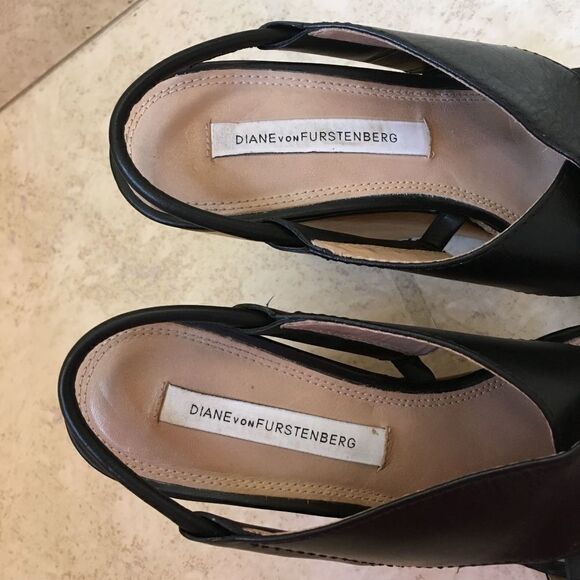 EXCELLENT CONDITION DIANE VON FURSTENBURG GLADYS - Picture 3 of 10